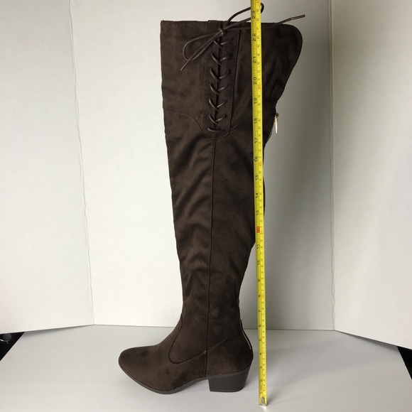 Over the knee boots - Picture 2 of 3